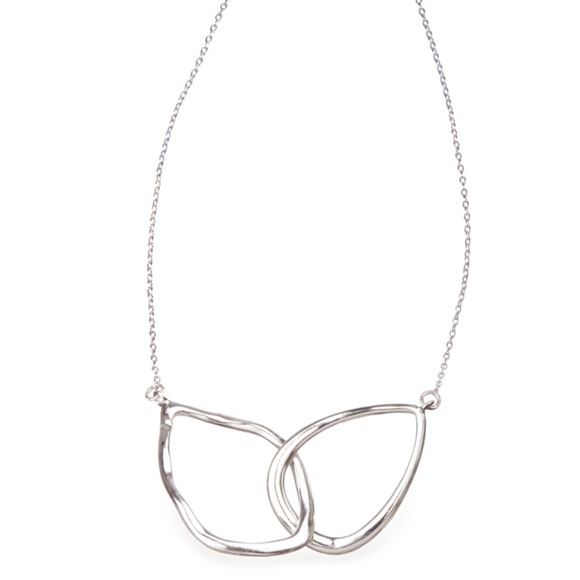 Chloe + Isabel Jewelry - Chloe + Isabel Interlocking Teardrop Necklace Chloe + Isabel Jewelry - Chloe + Isabel Interlocking Teardrop Necklace